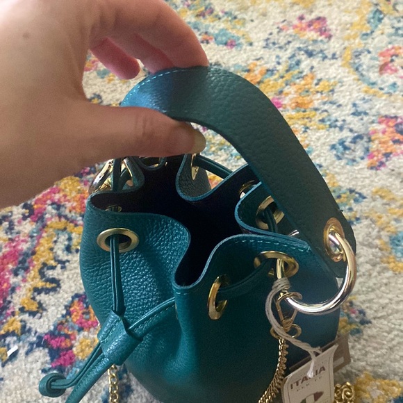 Anna Paola Italian Leather Bucket Bag + Crossbody Bag, Teal - Picture 7 of 16